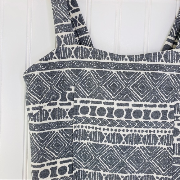 Brandy Melville Aztec Tribal Patterned Cut Out Crop Top - Picture 4 of 9